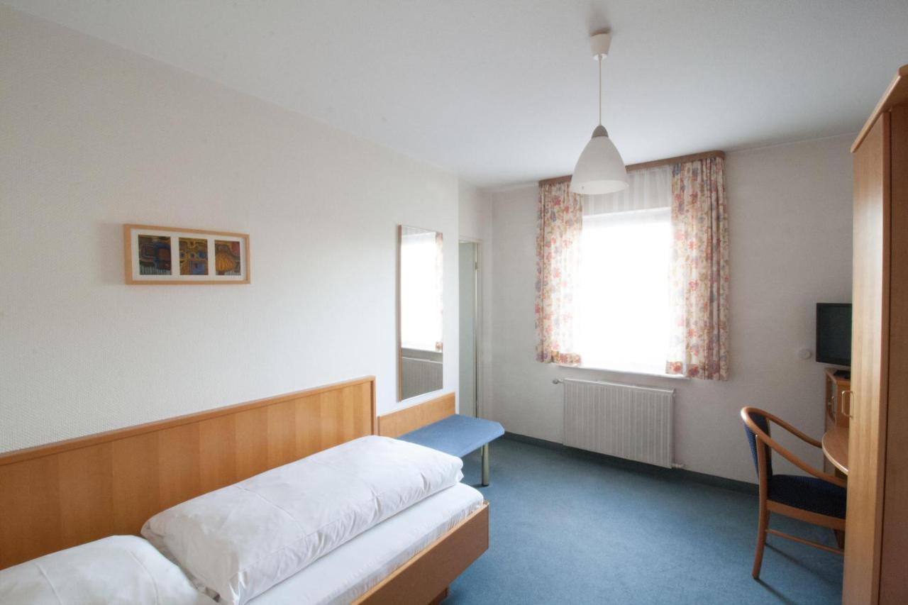 Hotel Krone Strassdorf Schwäbisch Gmünd Exterior foto